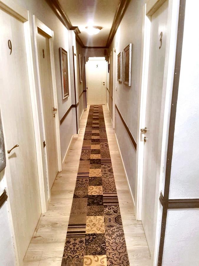 Hostal El Pesquero Burgos Bagian luar foto